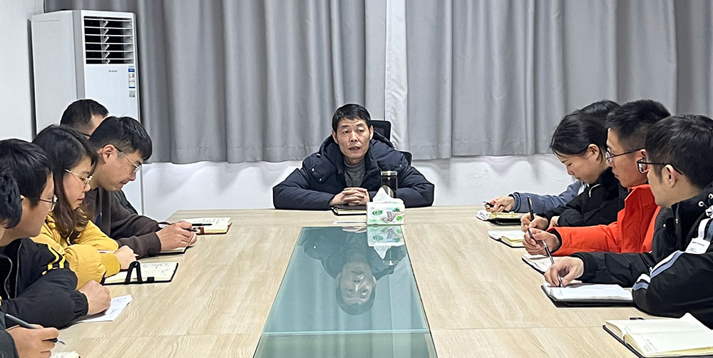 聚焦公司發(fā)展，共謀提升路徑 屯溪城建投公司召開2022年度全體員工大會