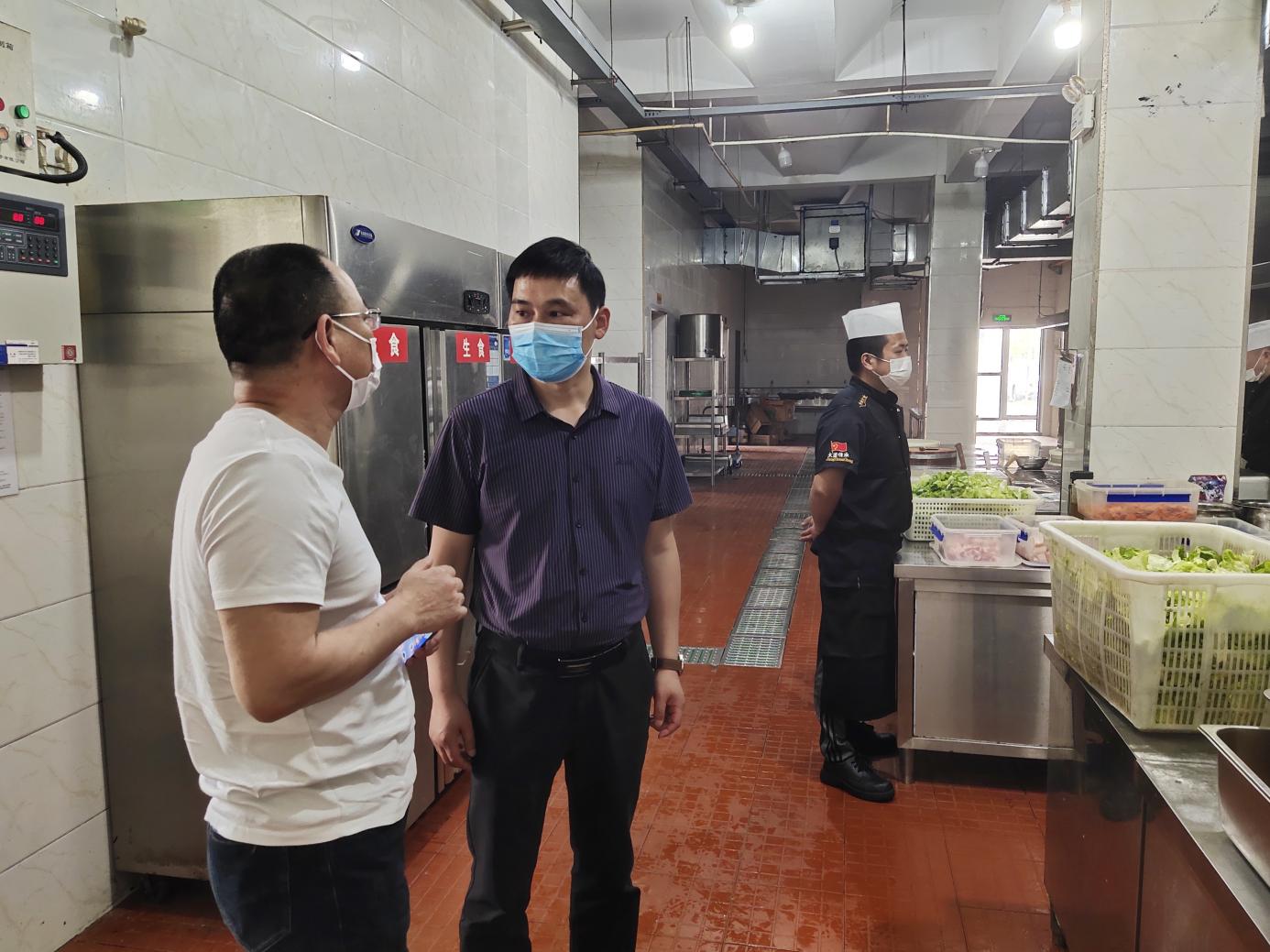 強(qiáng)化服務(wù)、紓困解難——國(guó)資運(yùn)營(yíng)公司開(kāi)展九龍園區(qū)企業(yè)走訪(fǎng)