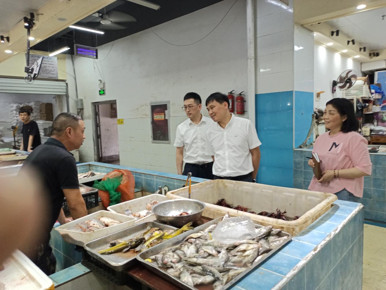 管好“菜籃子”，守護“大民生”國資運營公司開展菜市場大巡查