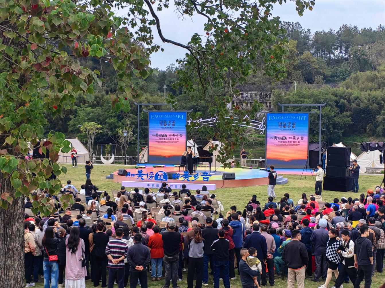 “出攤”即“出圈”！朱村“荷·咖啡”邀您一起聆聽經(jīng)典！