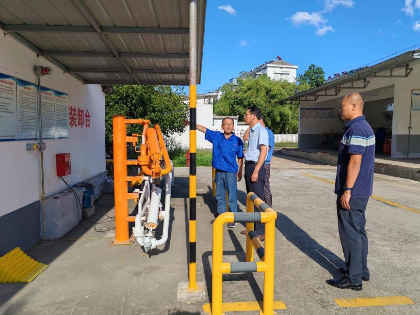 筑牢安全防線    護航國慶佳節(jié)  區(qū)國投集團昱燃液化氣公司全面開展“國慶、中秋”節(jié)前安全檢查