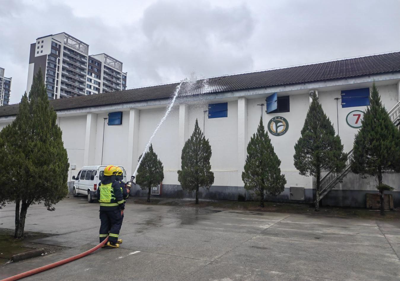 屯溪區(qū)糧儲公司：積極參加消防逃生專項演練，共筑春季火災防線