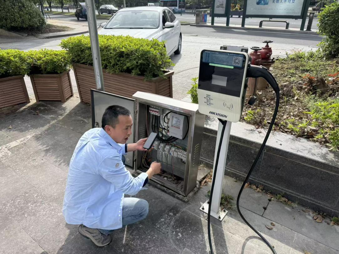 五一服務(wù)“不打烊” 城建投公司多措并舉護(hù)航游客安心出行